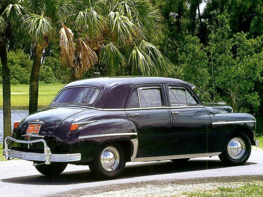  Plymouth Special DeLuxe 4-Door Sedan 1949 года  (фото 1 из 1)